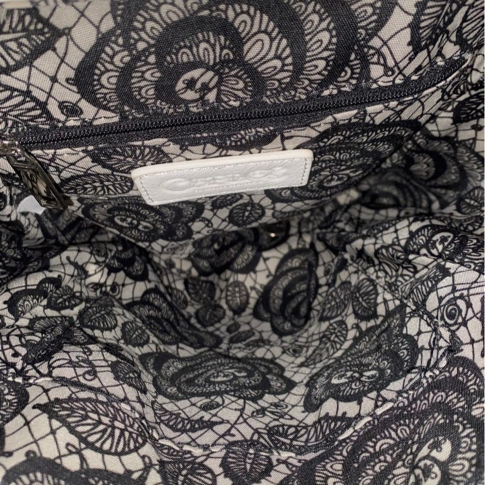 *CARLOS SANTANA White minimalist crossbody purse - Picture 5 of 5